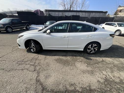 2022 Subaru Legacy Premium