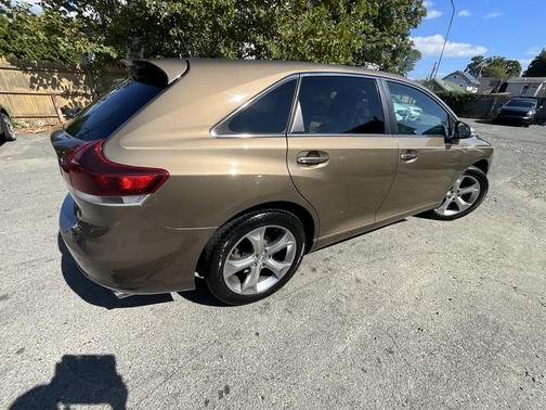 2013 Toyota Venza LE