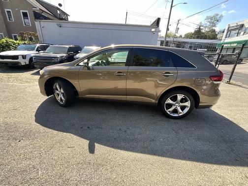 2013 Toyota Venza LE