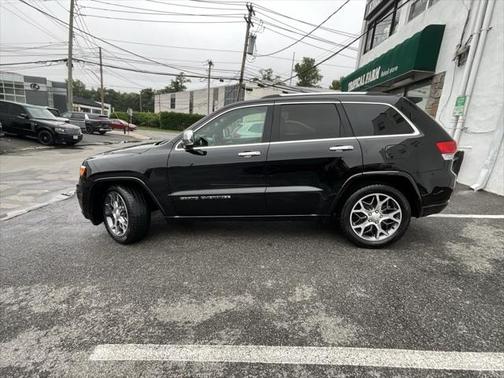 2020 Jeep Grand Cherokee Overland