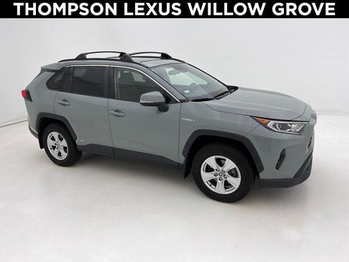 2021 Toyota RAV4 Hybrid XLE