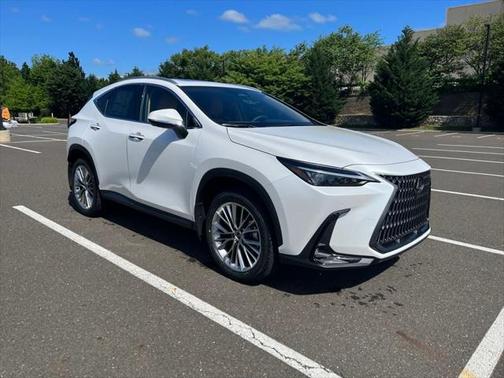 2025 Lexus NX 350h Premium
