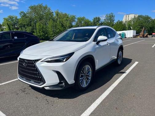 2025 Lexus NX 350h Premium