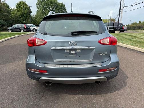 2017 INFINITI QX50 Base