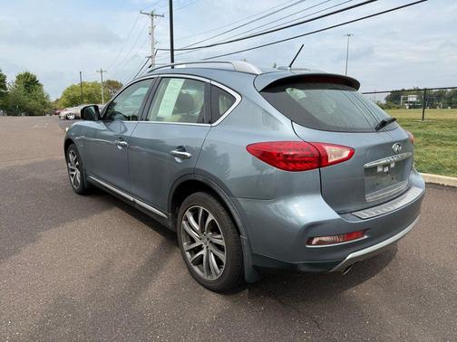 2017 INFINITI QX50 Base