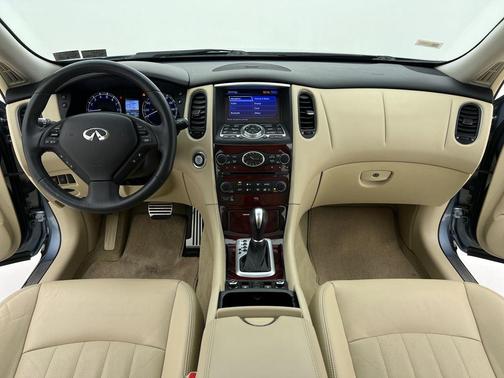 2017 INFINITI QX50 Base