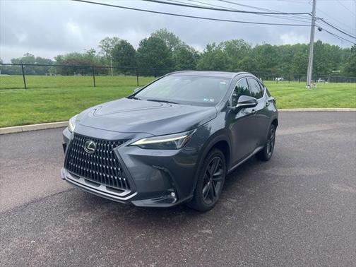 2023 Lexus NX 450h+ Luxury