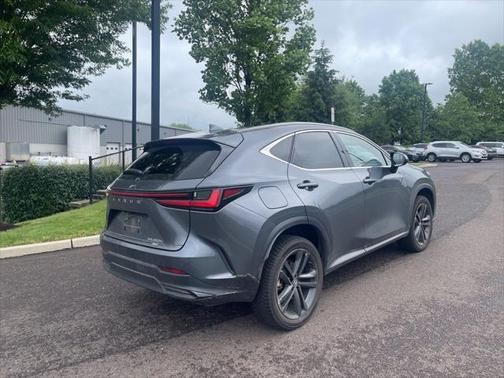 2023 Lexus NX 450h+ Luxury