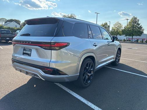 2025 Lexus TX 500h F SPORT Luxury