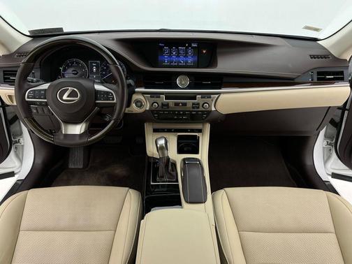 2016 Lexus ES 350 Base