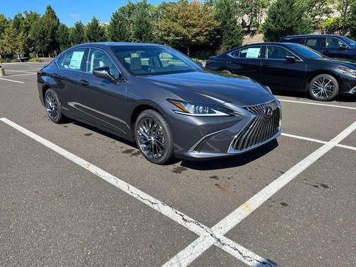 2025 Lexus ES 350 Luxury