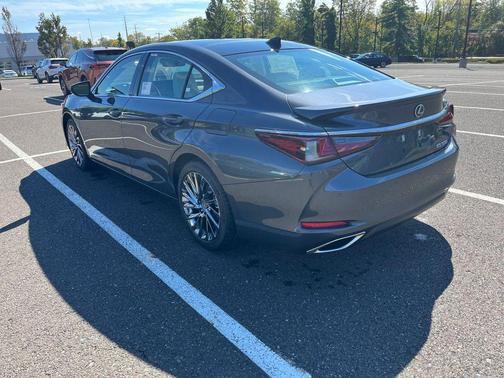 2025 Lexus ES 350 Luxury