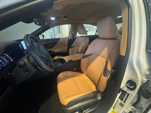 2024 Lexus ES 350 Base