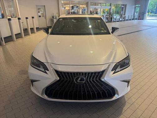 2024 Lexus ES 350 Base
