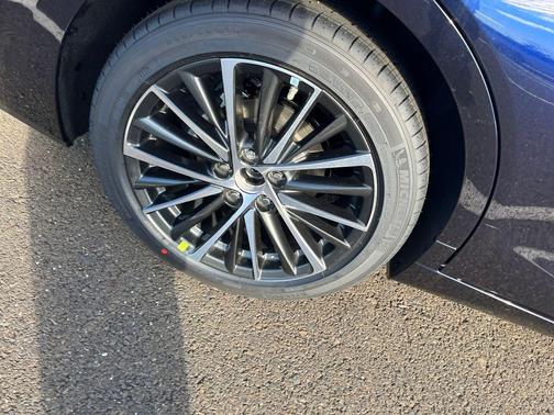 2025 Lexus ES 350 Base