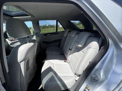 2012 Mercedes-Benz M-Class 4MATIC