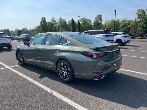 2025 Lexus ES 350 Base
