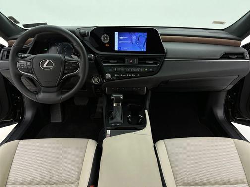 2023 Lexus ES 300h Base