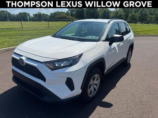 2020 Toyota RAV4 LE