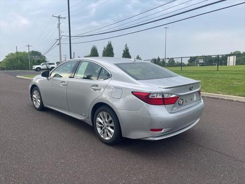 2013 Lexus ES 300h Base