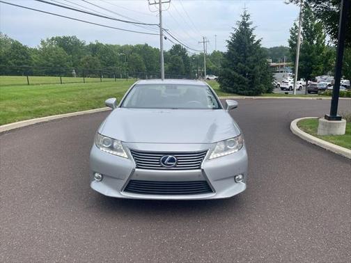 2013 Lexus ES 300h Base