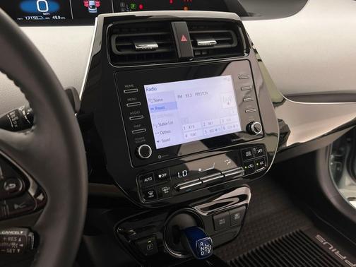 2021 Toyota Prius XLE