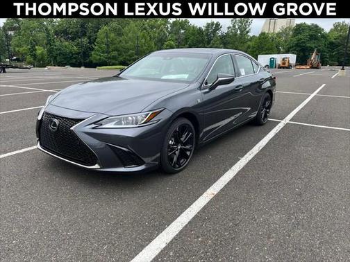 2025 Lexus ES 300h Base