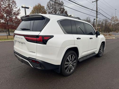 2024 Lexus LX 600 Luxury