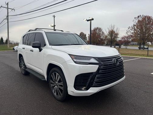 2024 Lexus LX 600 Luxury
