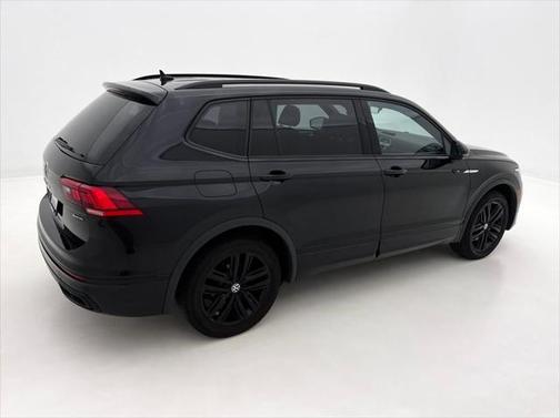 2022 Volkswagen Tiguan 2.0T SE R-Line Black 4MOTION