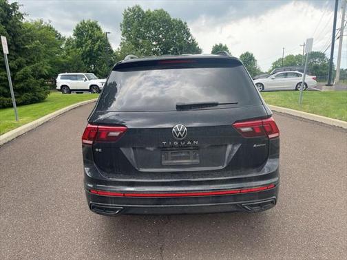 2022 Volkswagen Tiguan 2.0T SE R-Line Black 4MOTION