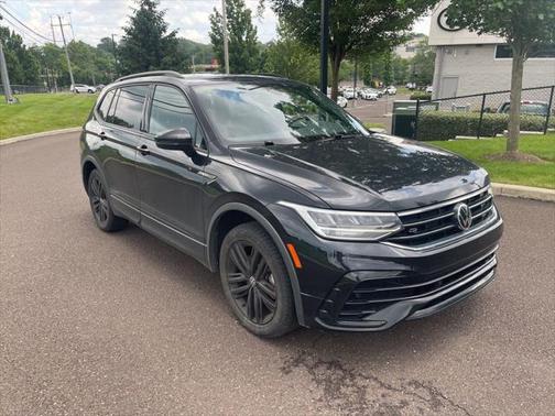 2022 Volkswagen Tiguan 2.0T SE R-Line Black 4MOTION