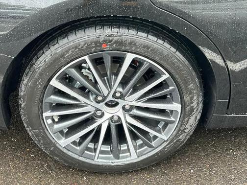 2025 Lexus ES 300h Base