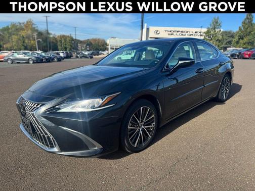 2022 Lexus ES 350 Base