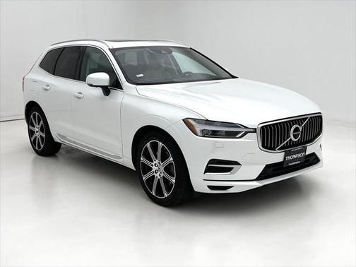 2020 Volvo XC60 Recharge Plug-In Hybrid T8 Inscription