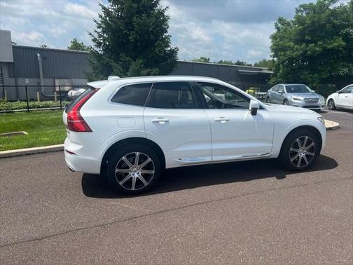 2020 Volvo XC60 Recharge Plug-In Hybrid T8 Inscription
