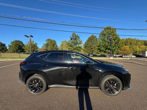 2024 Lexus NX 450h+ F SPORT Handling