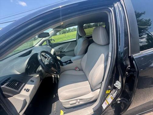 2013 Toyota Venza LE