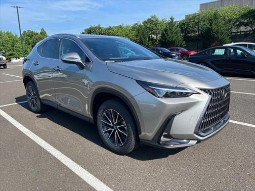 2025 Lexus NX 350h Premium