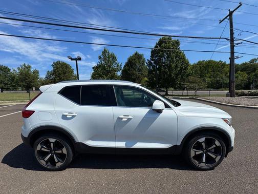 2019 Volvo XC40 T5 Inscription