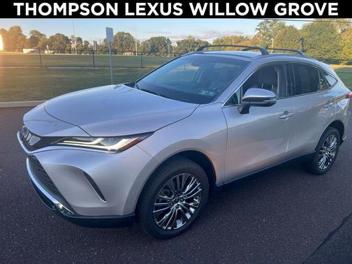 2023 Toyota Venza XLE