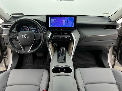 2023 Toyota Venza XLE