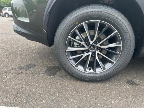 2025 Lexus NX 350h Premium