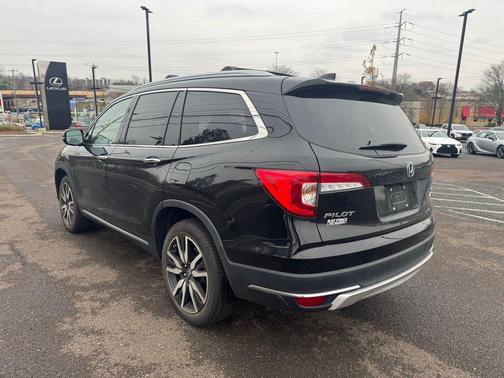 2020 Honda Pilot Touring 8-Passenger