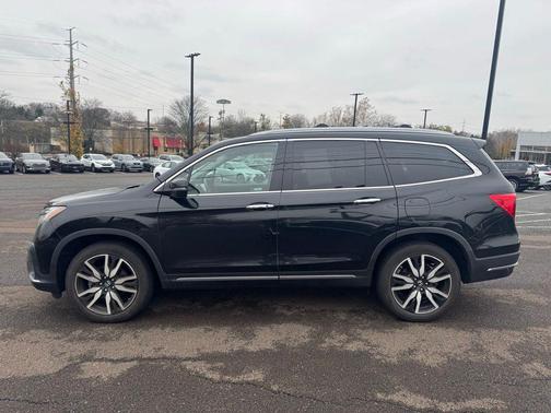 2020 Honda Pilot Touring 8-Passenger