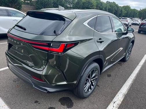 2025 Lexus NX 350h Premium