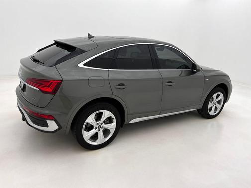 2024 Audi Q5 45 S line Premium