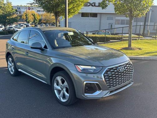 2024 Audi Q5 45 S line Premium