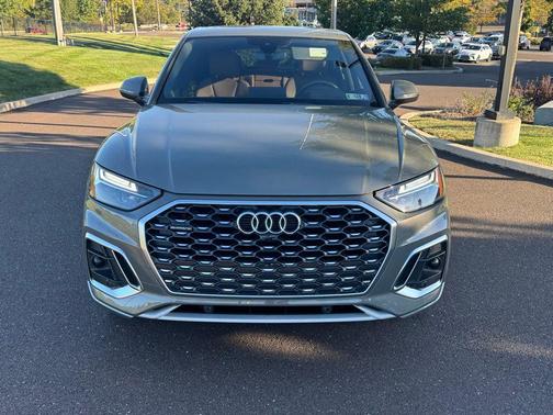 2024 Audi Q5 45 S line Premium