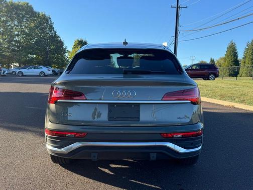 2024 Audi Q5 45 S line Premium